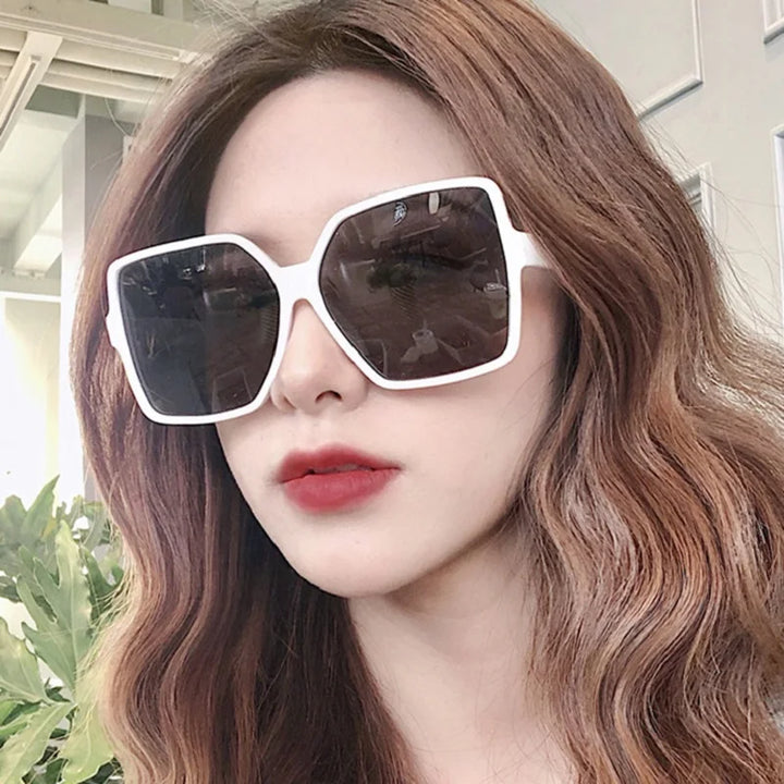 Luxury Women’s Oversized Sunglasses