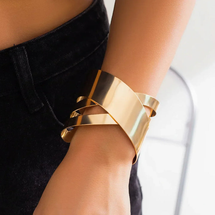 Fashionable Geometric Metal Bracelet